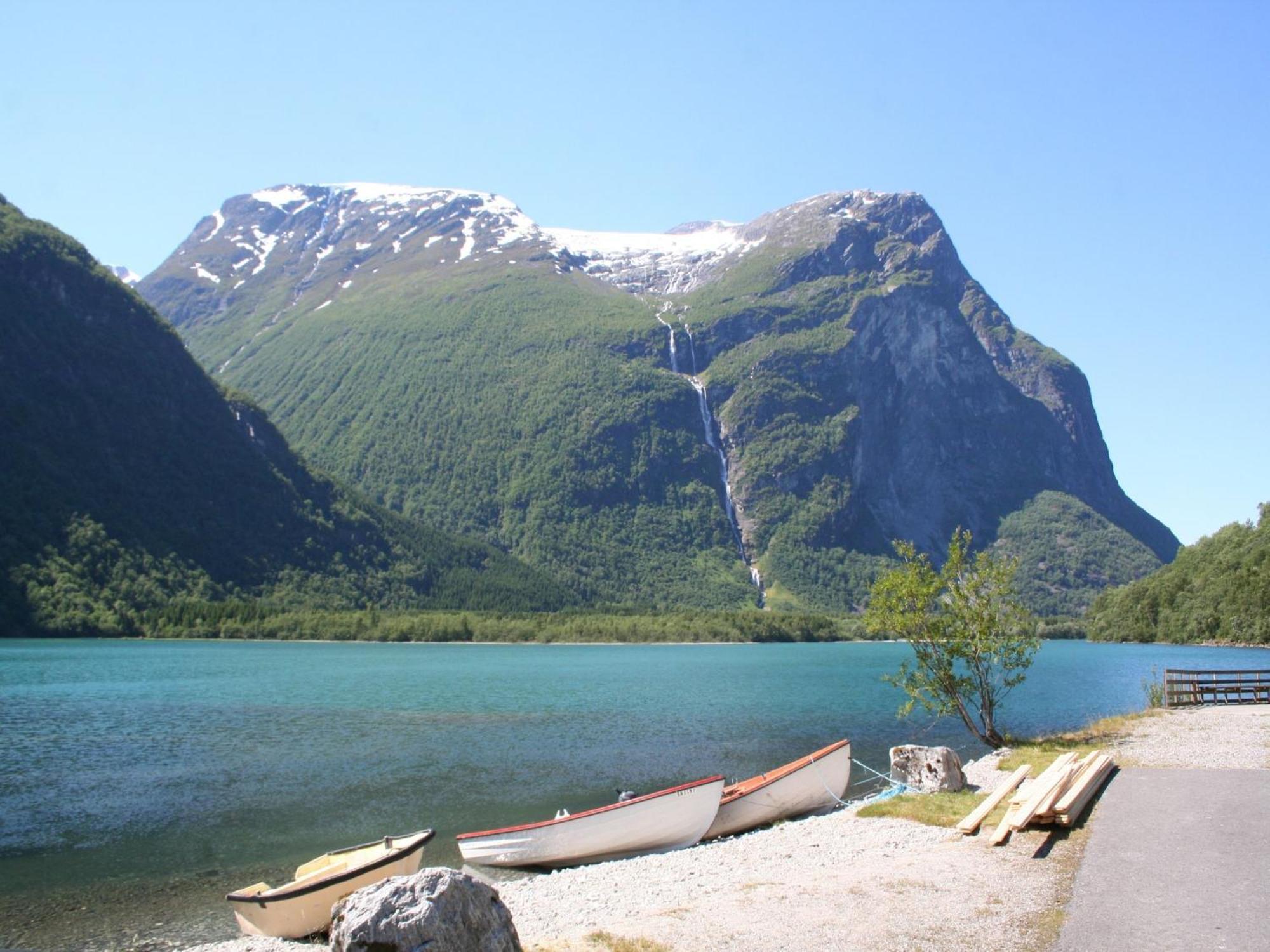 Apartment Stryn Exteriör bild